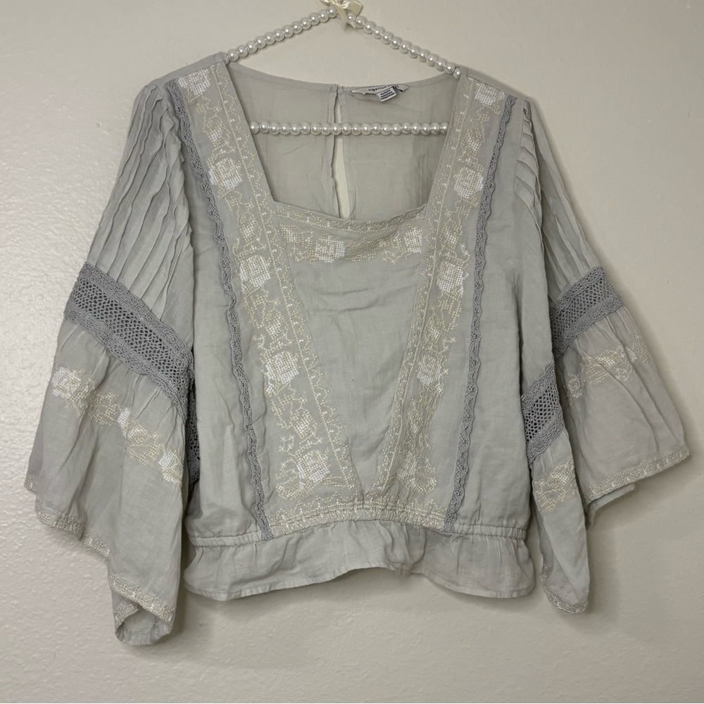 American Eagle Outfitters Cream Boho Embroidered Bell Sleeve Top